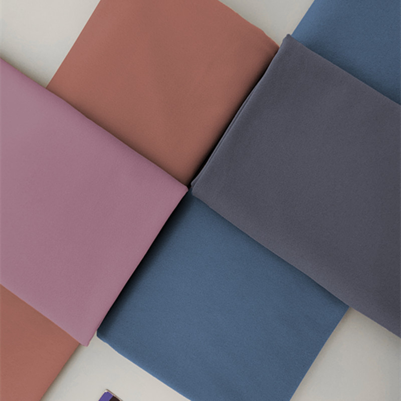 Interlock garzato su due lati, 75% poliammide / 25% elastan, 220 g/m² — foto 3