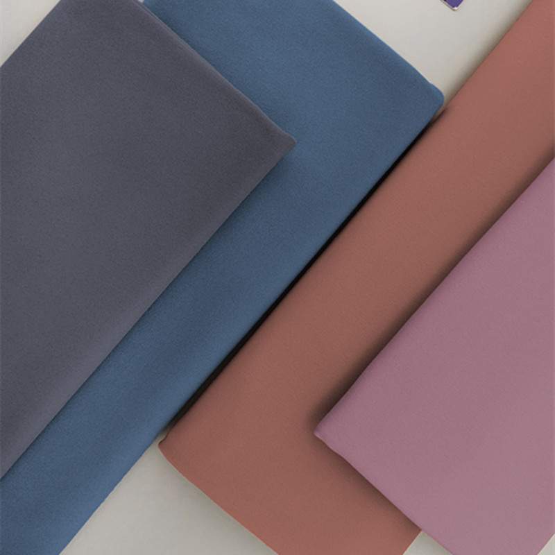 Interlock garzato su due lati, 75% poliammide / 25% elastan, 220 g/m² — foto 4