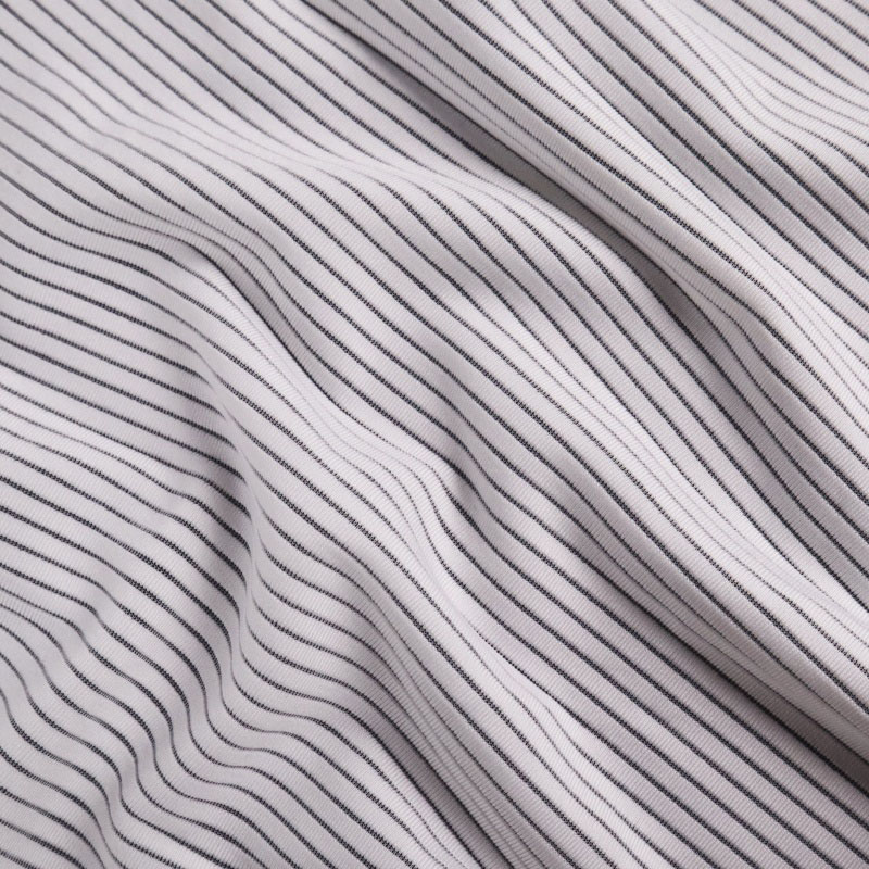 Dzianina jersey w drobne prążki, 86,7% poliester / 13,3% elastan, 140 g/m²