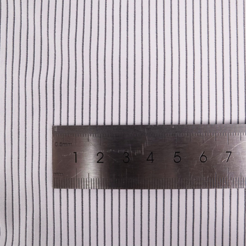 Dzianina jersey w drobne prążki, 86,7% poliester / 13,3% elastan, 140 g/m² — zdjęcie 4